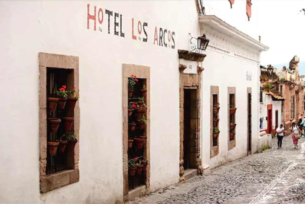Hotel Los Arcos Taxco de Alarcon Exterior photo